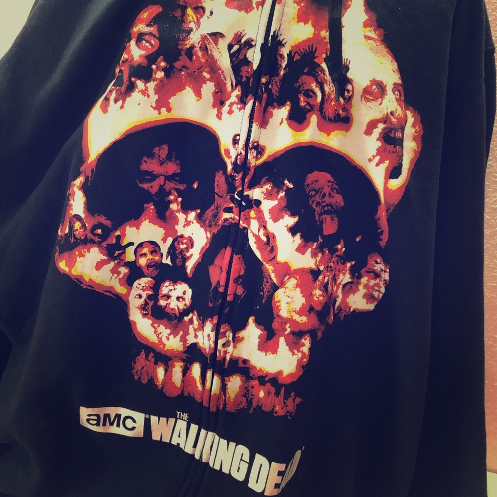 The Walking Dead Hoodie NWT Size 2XL